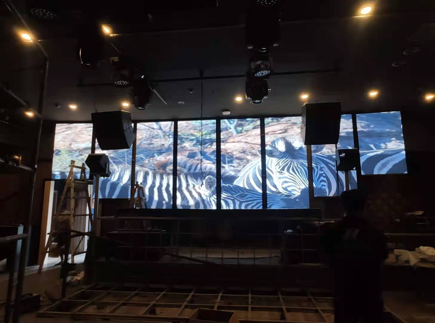 led顯示屏